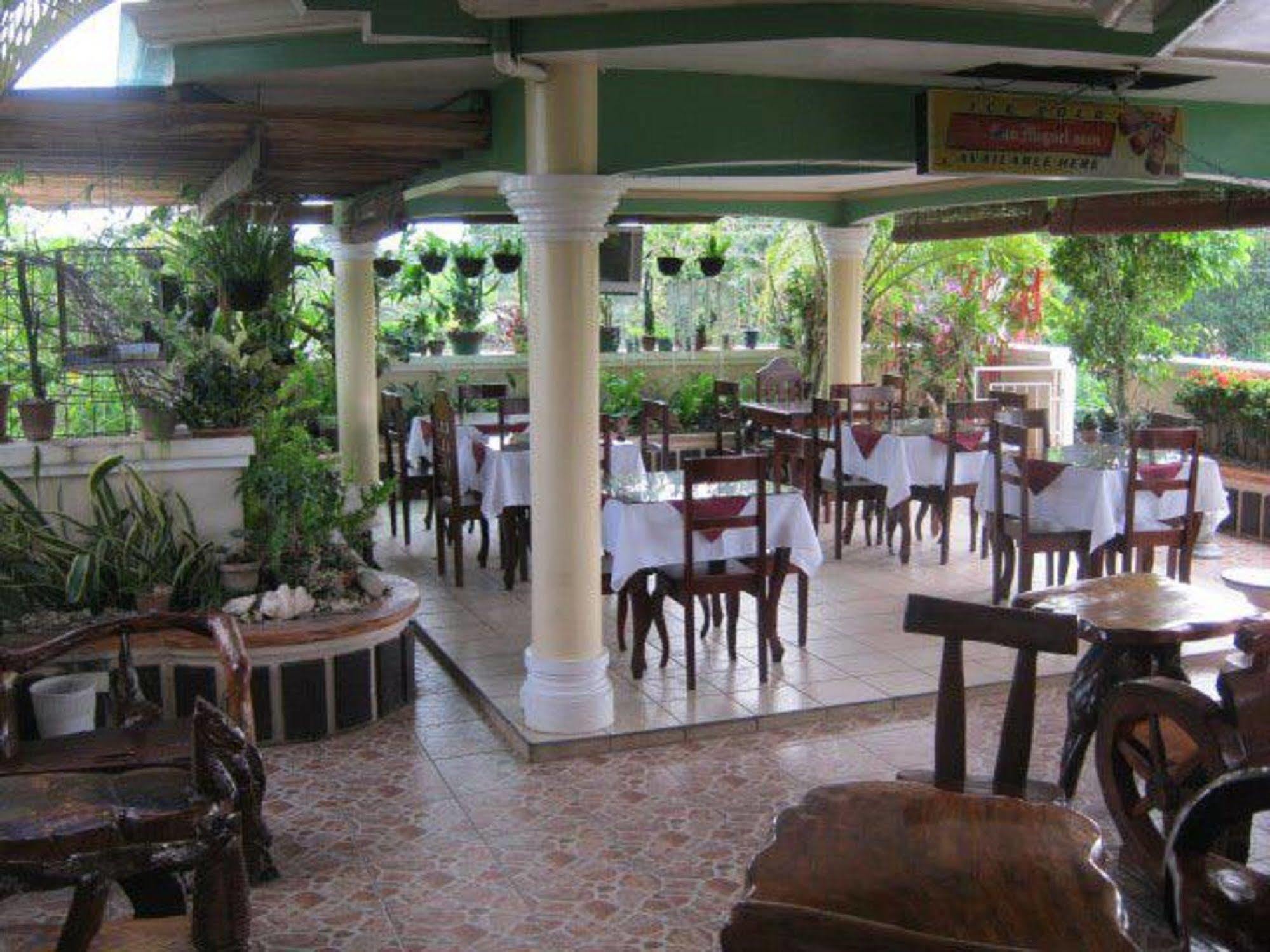 Liberty Park Pension Puerto Princesa ภายนอก รูปภาพ